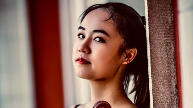 Claire Ahe Arias-Kim, Violin